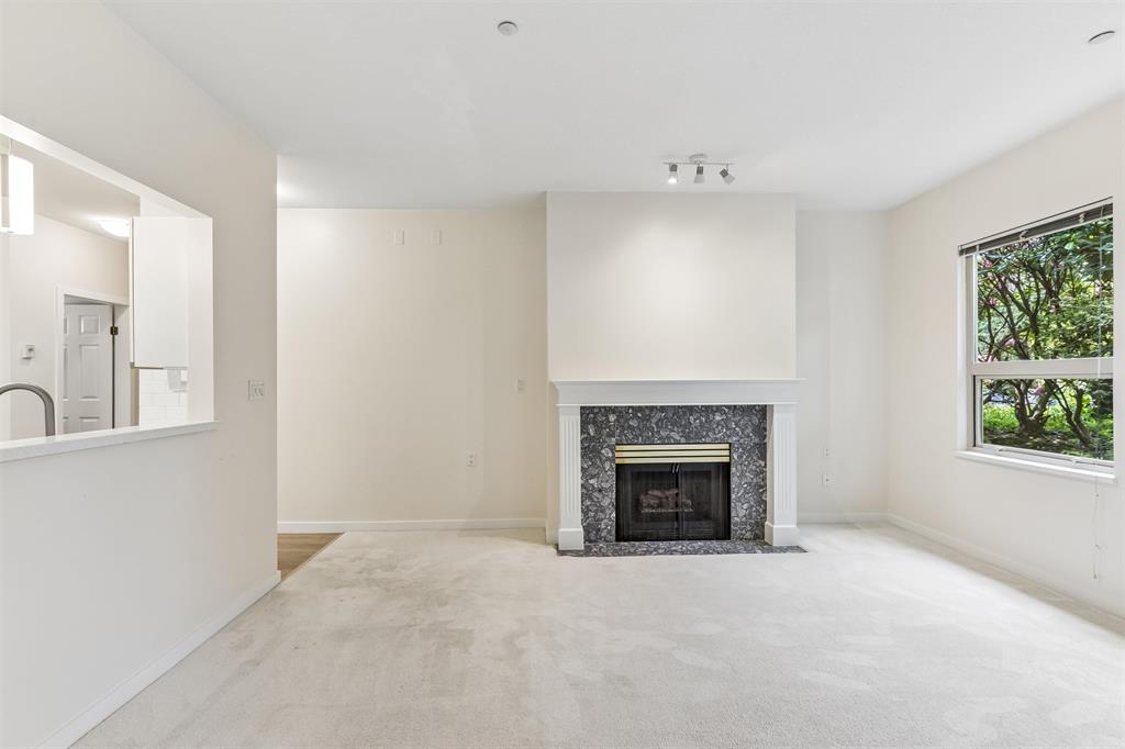 #105 -843 22nd Street